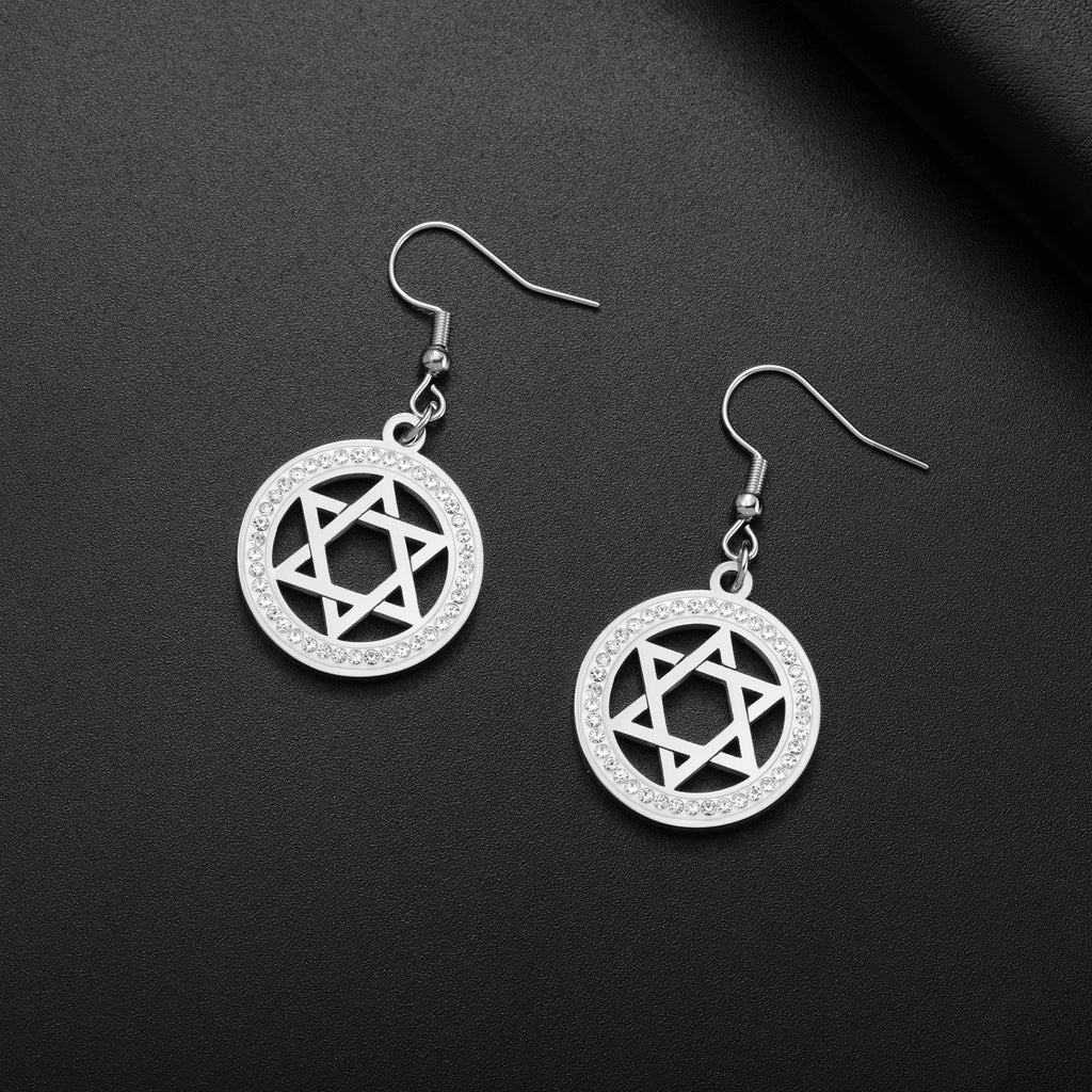 Hängende Ohrringe mit dem <span data-glossary-id="star_of_david">Davidstern</span> und symbolischen jüdischen Strass in Silber