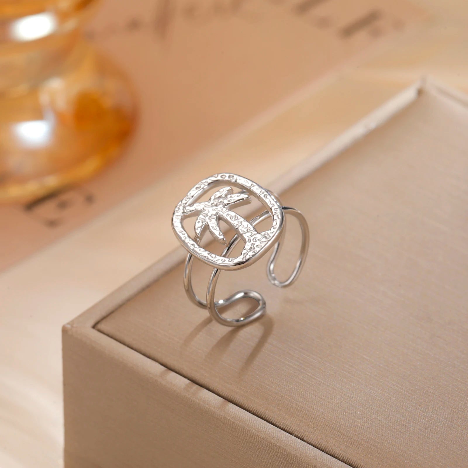 Ring mit Palmenmotiv Silber