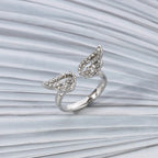 Ring mit Engelsflügeln und Strass