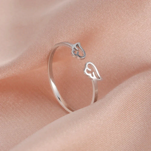 Ring mit Engelsflügeln für Damen aus Silber