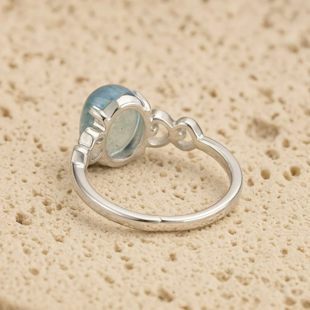 Verstellbarer Ring "Meereskristall" aus Aquamarin 