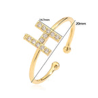 Verstellbarer personalisierter Ring mit Initiale