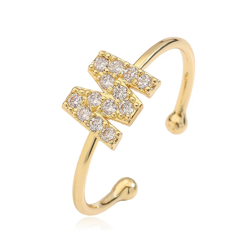 Verstellbarer personalisierter Ring mit Initiale m