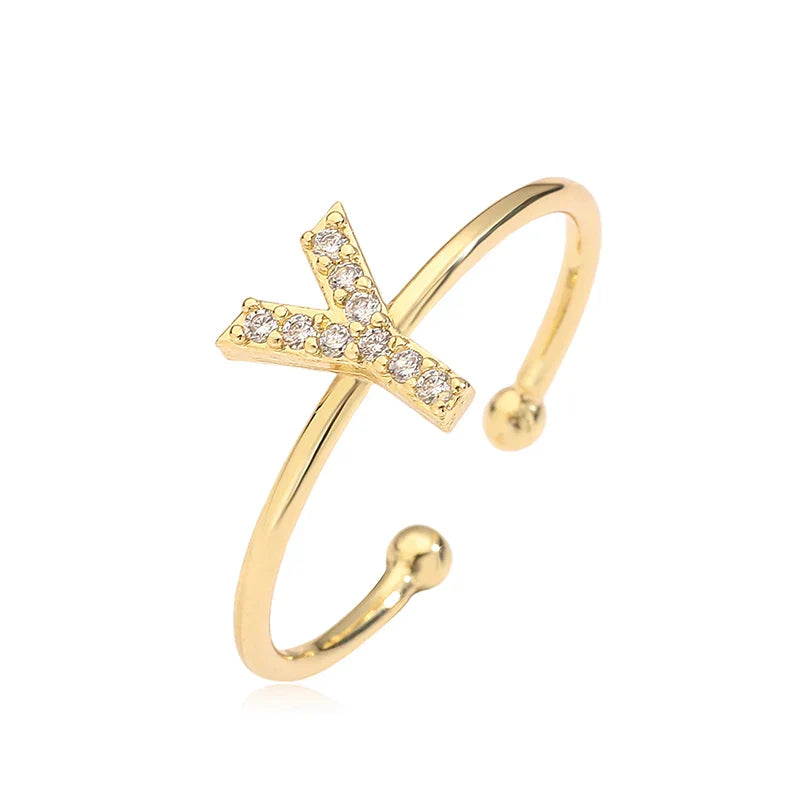 Verstellbarer personalisierter Ring mit Initiale y