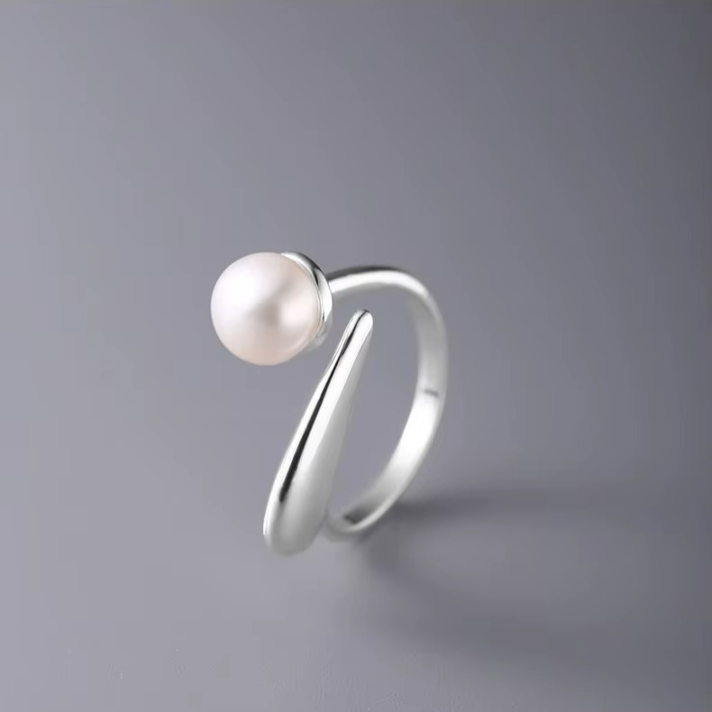 Charmanter Ring mit Perle für Damen