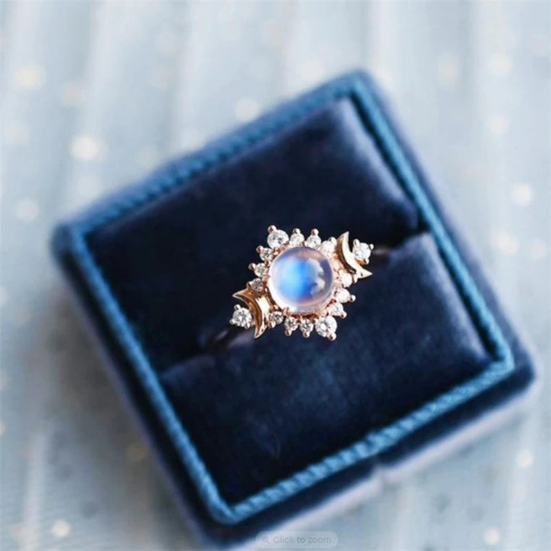 Ring mit Strass und Mondstein