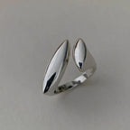 Silberfarbener Tropfenring