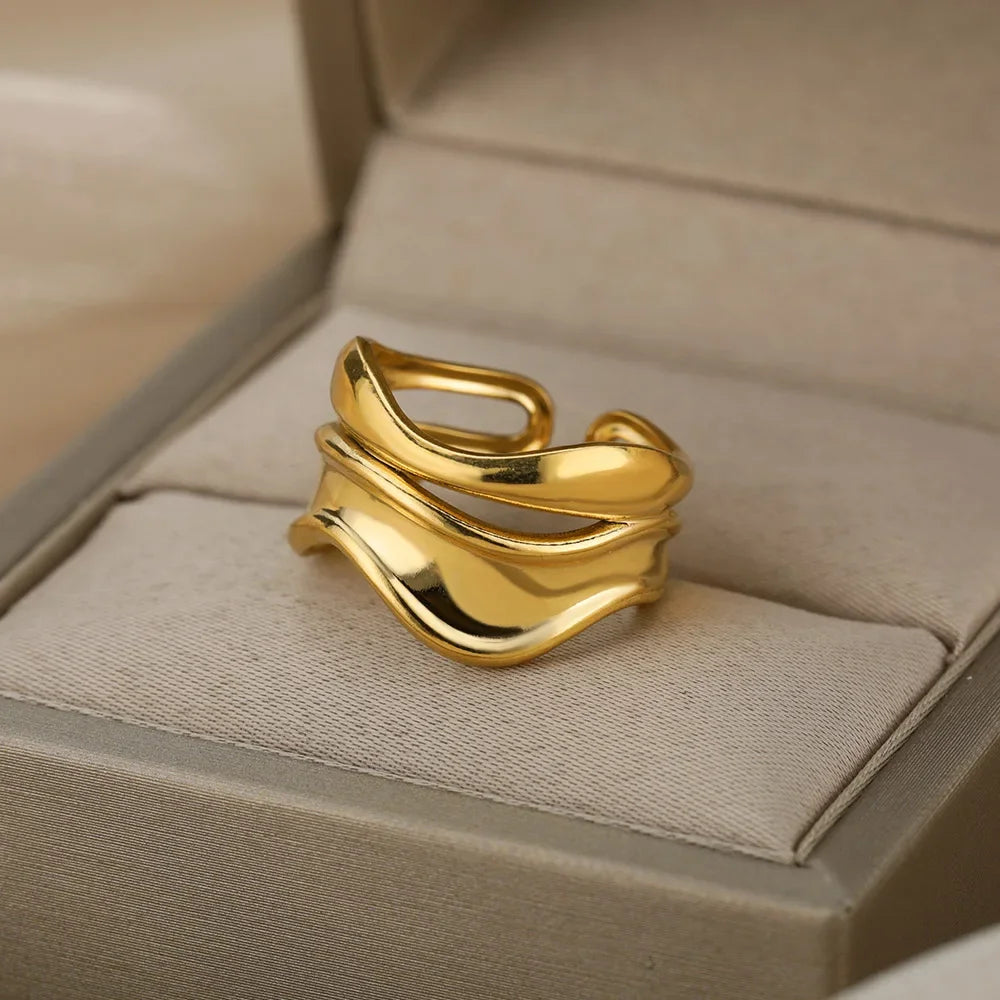 Ring im Wassertropfen-Stil Gold