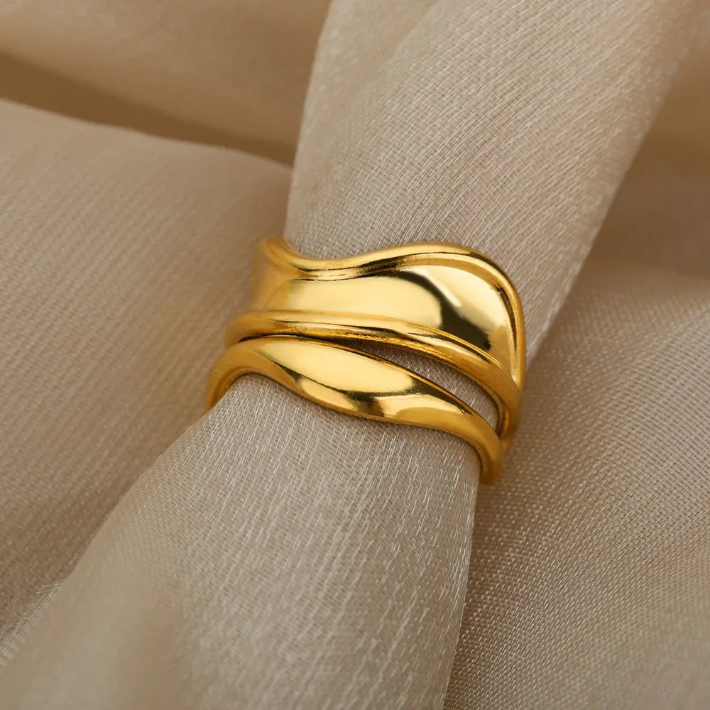 Ring im Wassertropfen-Stil Gold