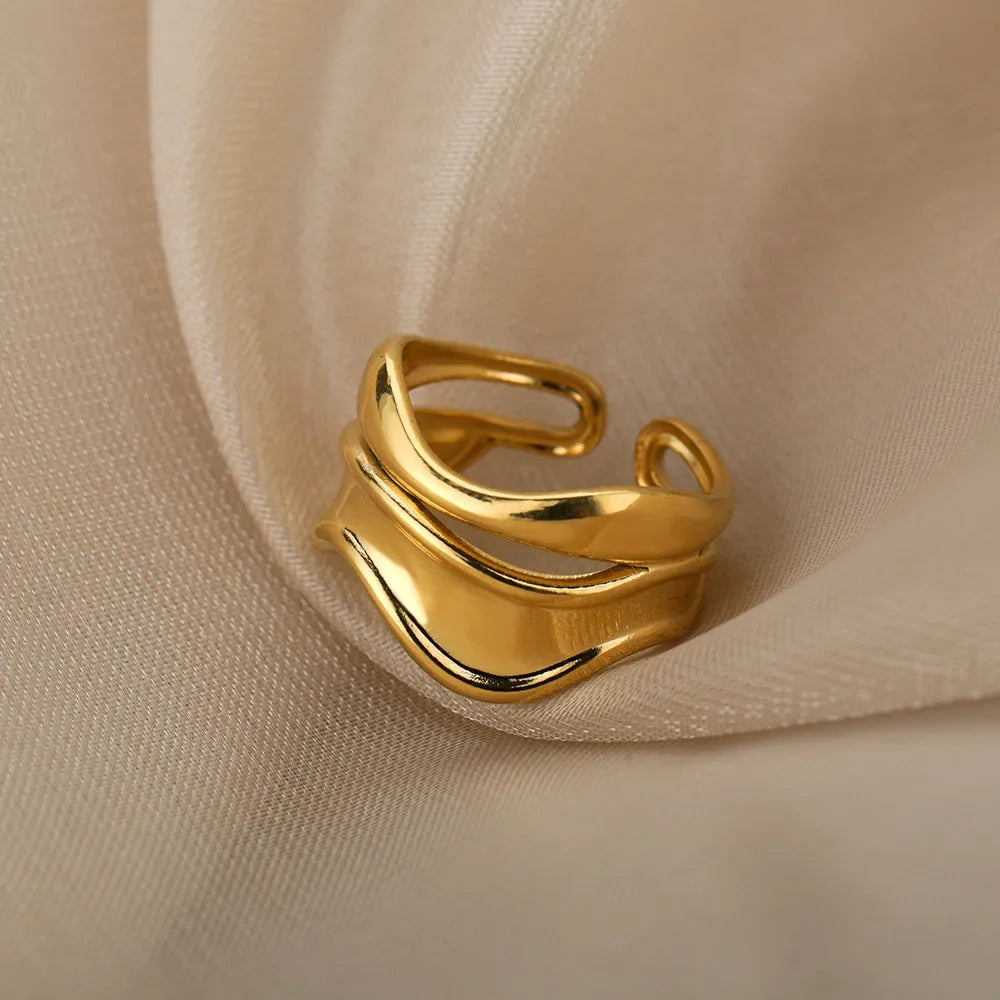 Ring im Wassertropfen-Stil Gold