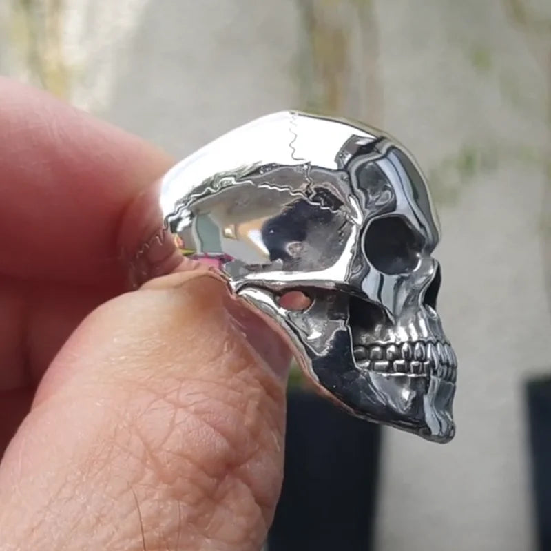 Gothischer Totenkopf-Ring