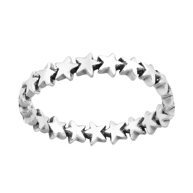 Ring mit Mondsichel und Sternen