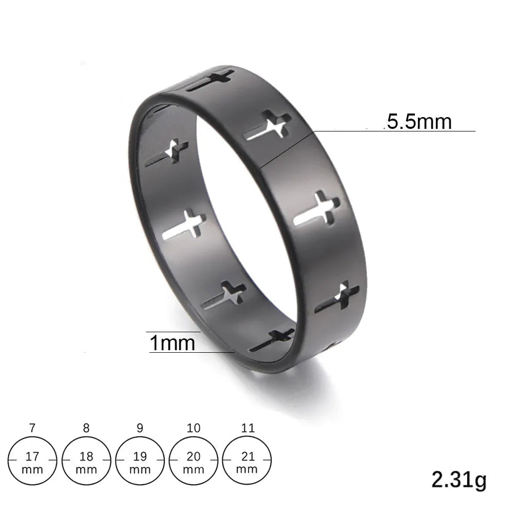 Ring mit ausgeschnittenem schwarzem Kreuz