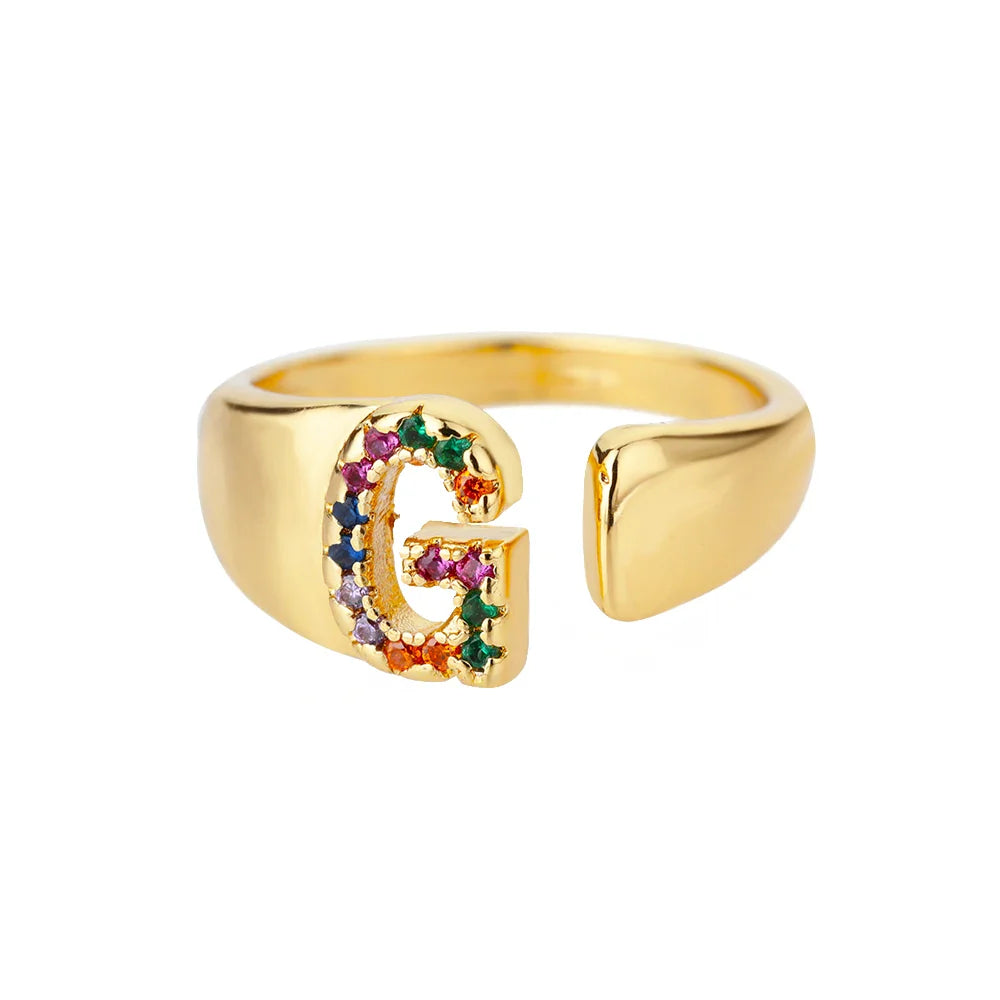 Personalisierter breiter Ring mit Regenbogen-Initiale g