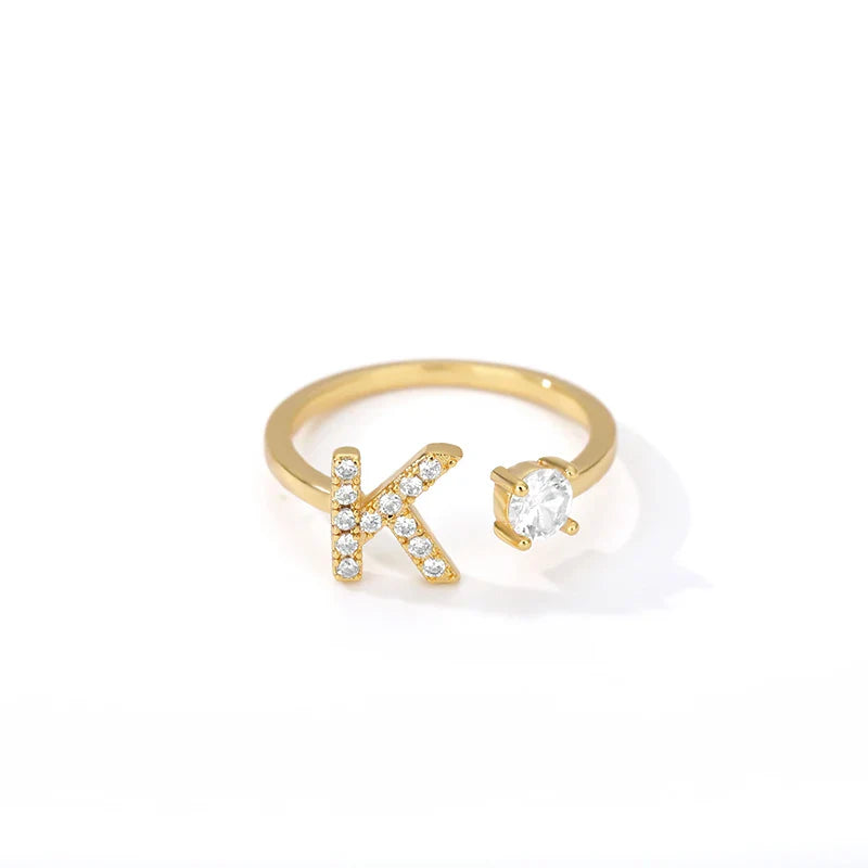 Personalisierter Ring mit Initiale k