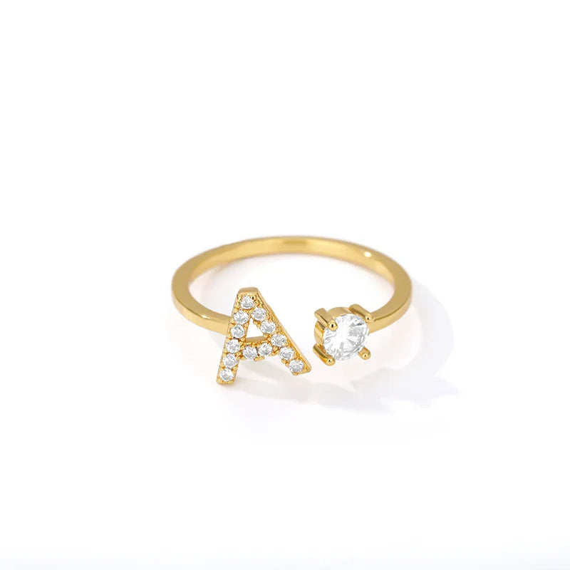Personalisierter Ring mit Initiale a