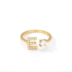 Personalisierter Ring mit Initiale e