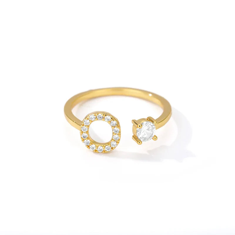 Personalisierter Ring mit Initiale o