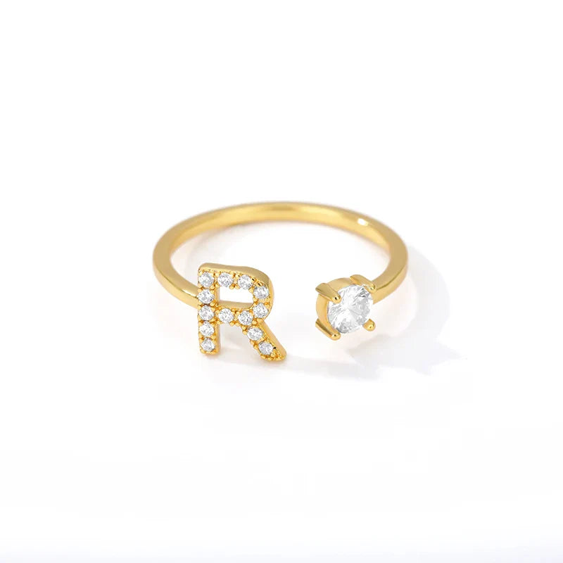 Personalisierter Ring mit Initiale r