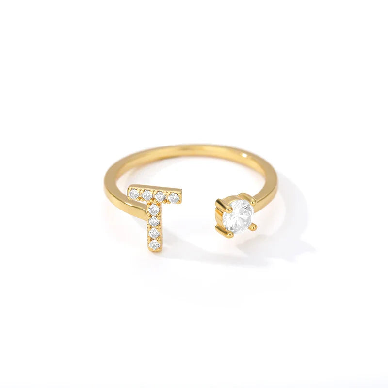 Personalisierter Ring mit Initiale t