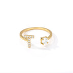 Personalisierter Ring mit Initiale t