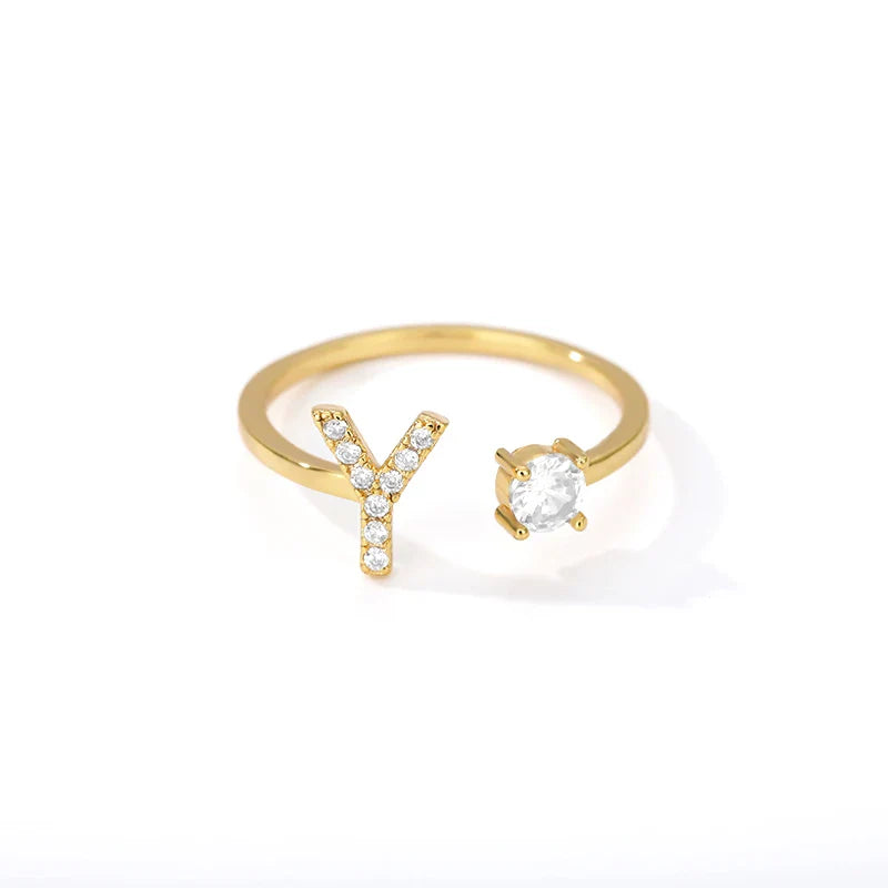 Personalisierter Ring mit Initiale y