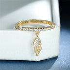 Ring mit Anhänger Engelsflügel Gold