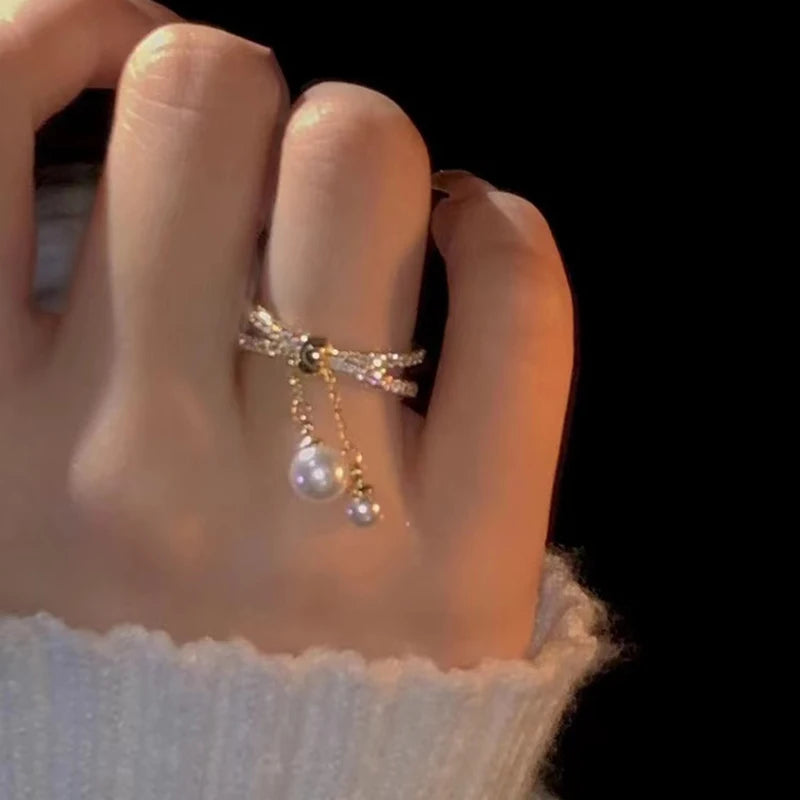 Ring mit hängenden Perlen