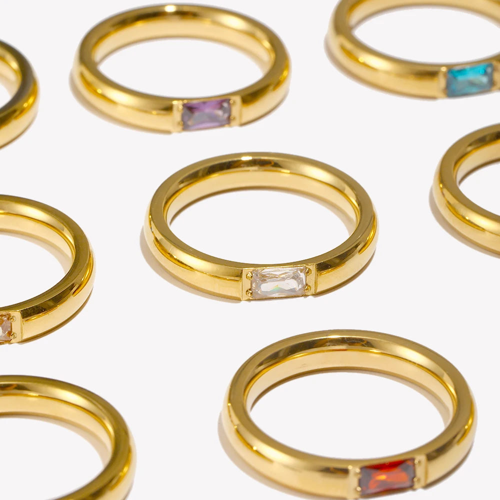 Fingerring mit gefasstem Geburtsstein für Damen