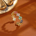 Ring mit bunten vierblättrigen Kleeblättern aus Zirkon Gold