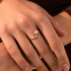Schutzring für Damen mit arabischer Fatma-Hand in Gold und Blau