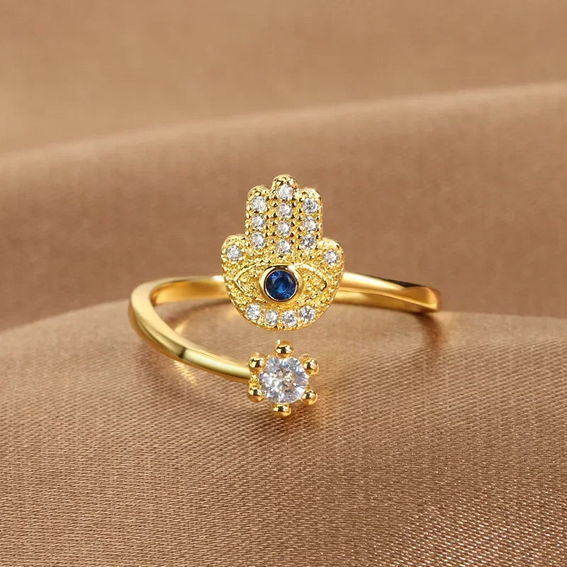 Schutzring für Damen mit arabischer Fatma-Hand in Gold