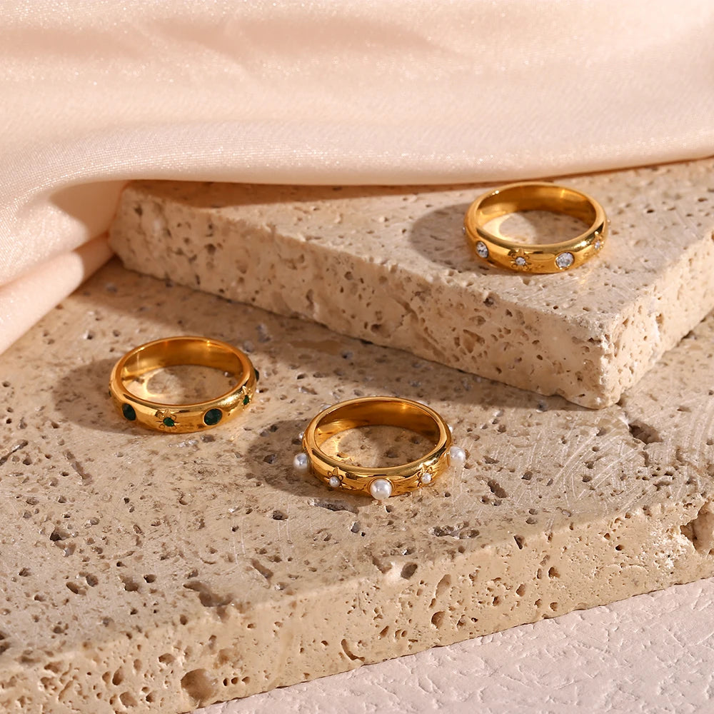 Stilvoller Ring mit Perlen und Zirkon 3