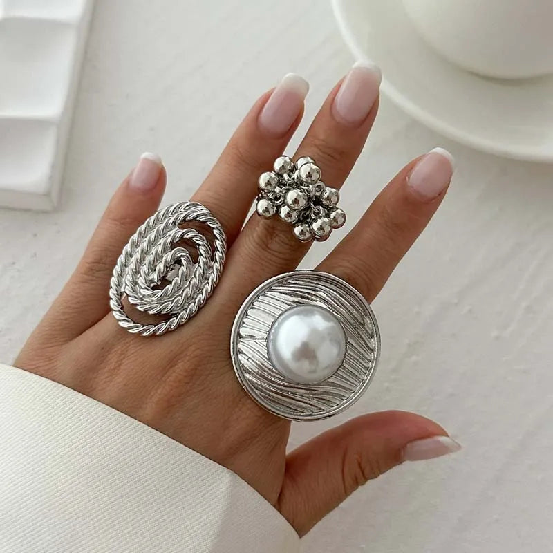 Barockstil-Ring mit weißer Perle Silber