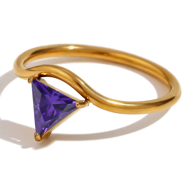 Vergoldeter Ring mit dreieckigem Geburtsstein Juni