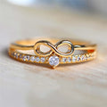 Doppelring mit Unendlichkeitssymbol aus Gold