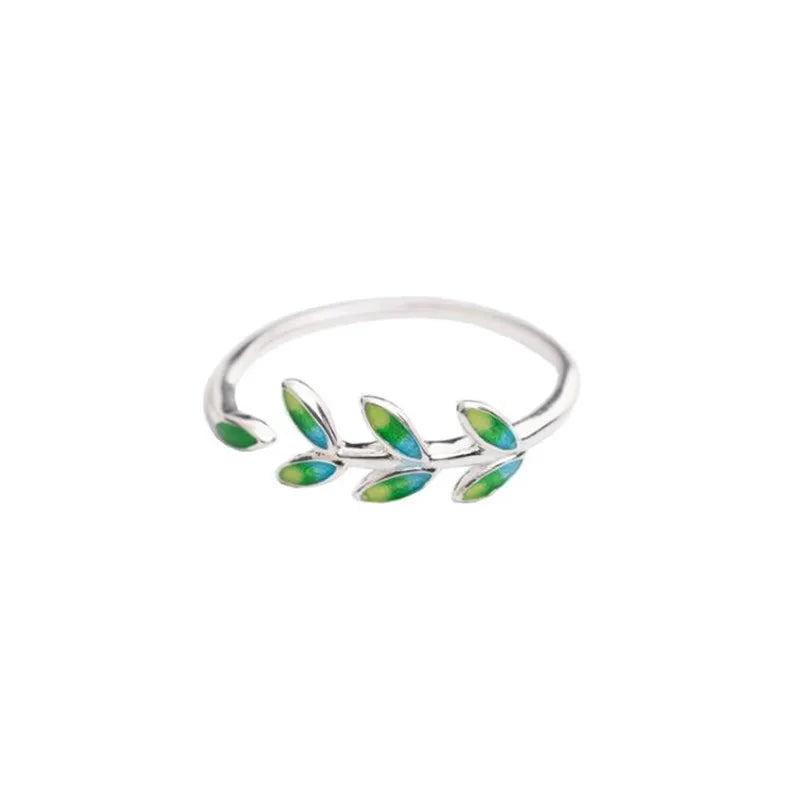 Eleganter Ring mit Lorbeerblatt
