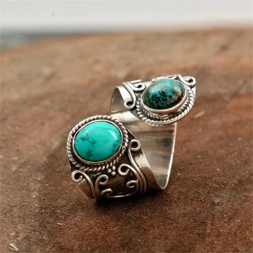 Ethnischer Ring mit Natursteinen