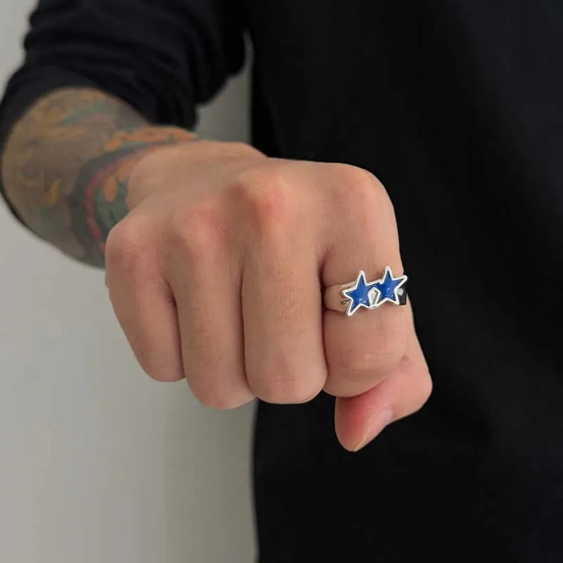 Offener Ring mit Zwillingssternen im Retro-Streetwear-Stil Blau