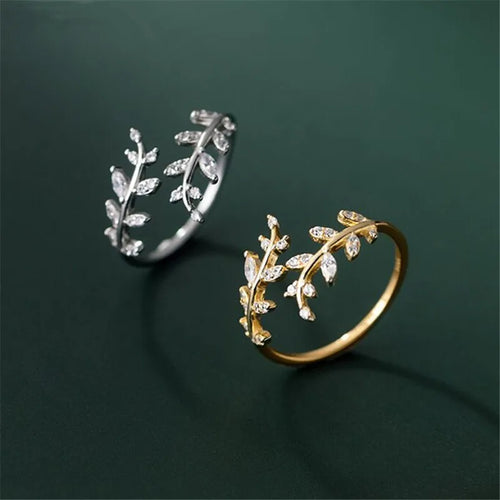 Lorbeerblatt-Ring aus Zirkon Gold