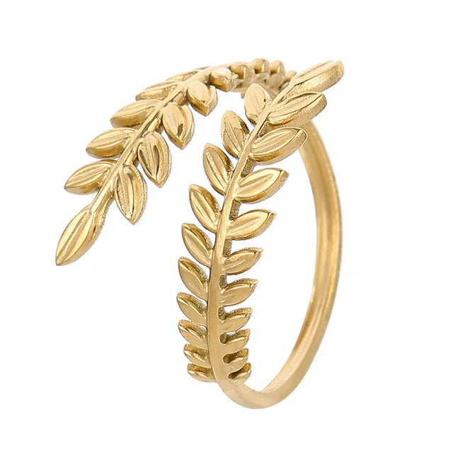 Herbstlicher Lorbeerblatt-Ring Gold