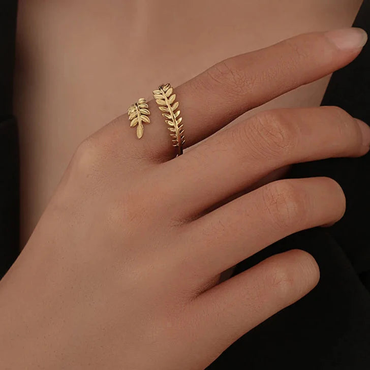 Feiner Lorbeerblatt-Ring 