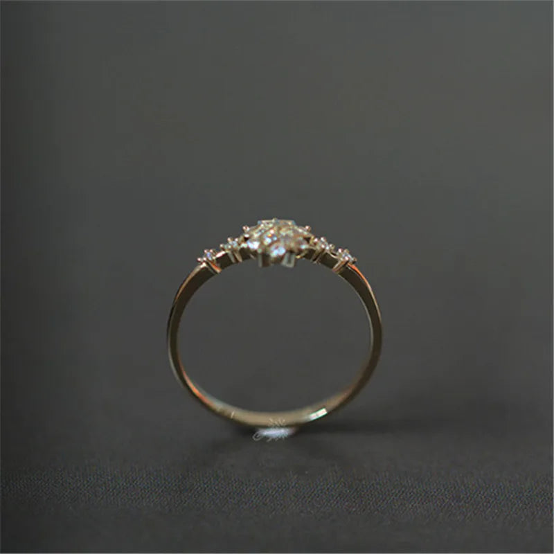 Damen Schneeflocken Ring Winter Gold