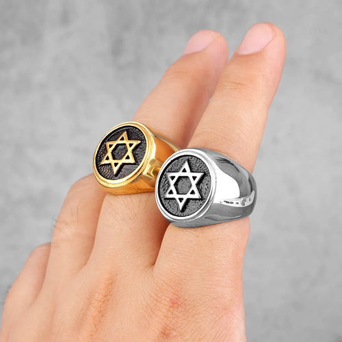 Gravierter Ring mit dem <span data-glossary-id="etoile-de-david">Davidstern</span>, jüdisches Symbol, Silber