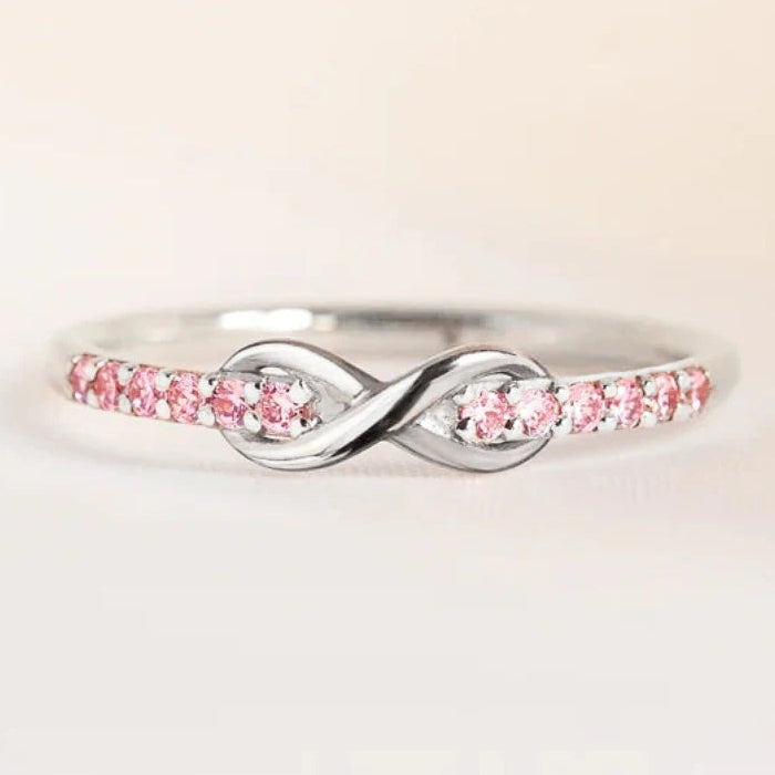 Anello infinito promessa eterna e cristalli scintillanti argento