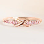 Anello infinito promessa eterna e cristalli scintillanti oro rosa
