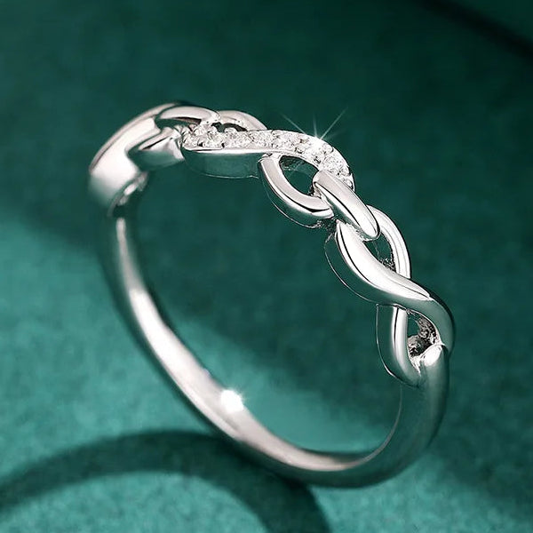 Funkelnder Unendlichkeitsring