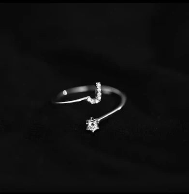 Initialring Damen j