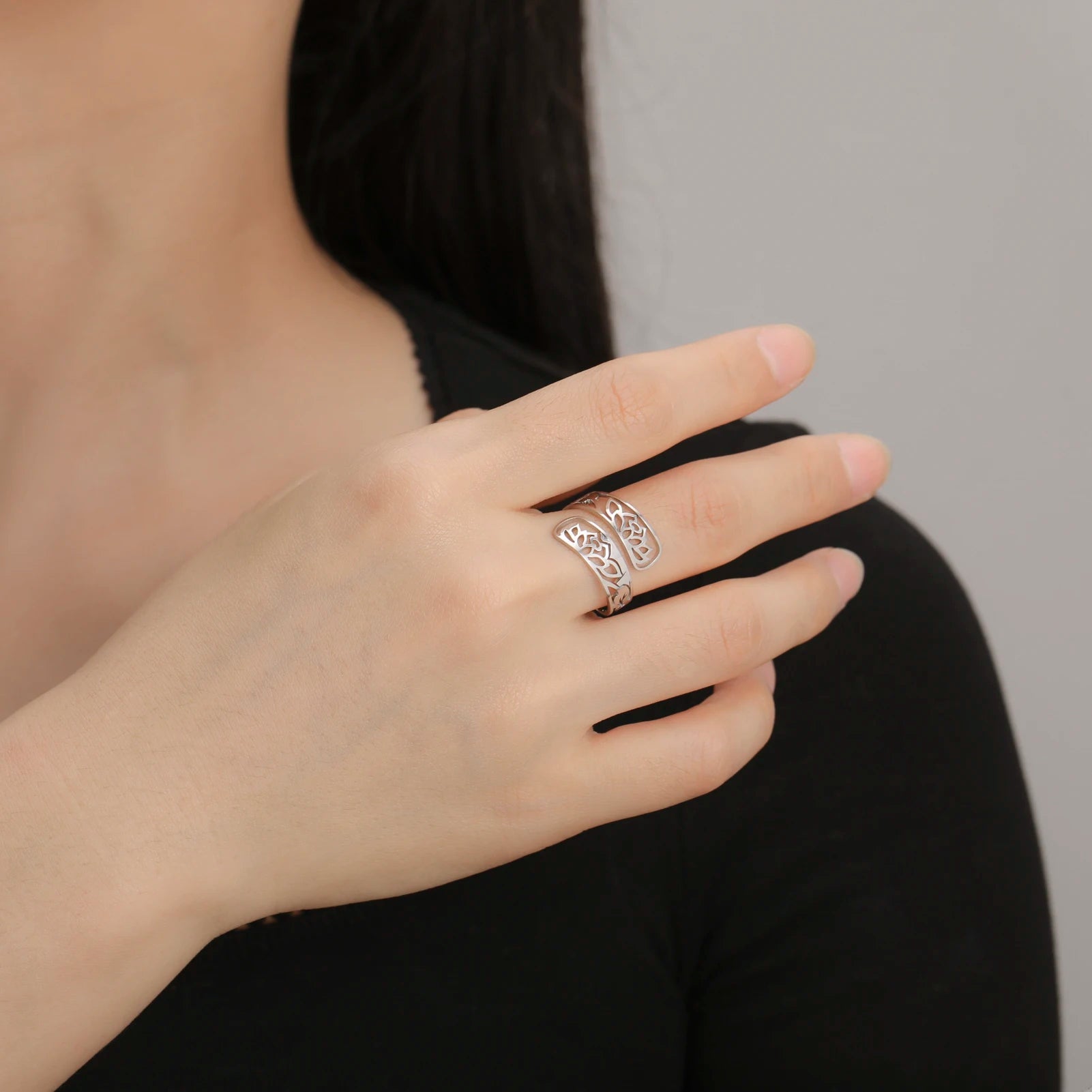 Ring mit Lotusblumen Silber