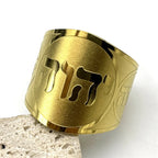 Breiter Unisex-Ring mit hebräischer jüdischer Gravur in Gold